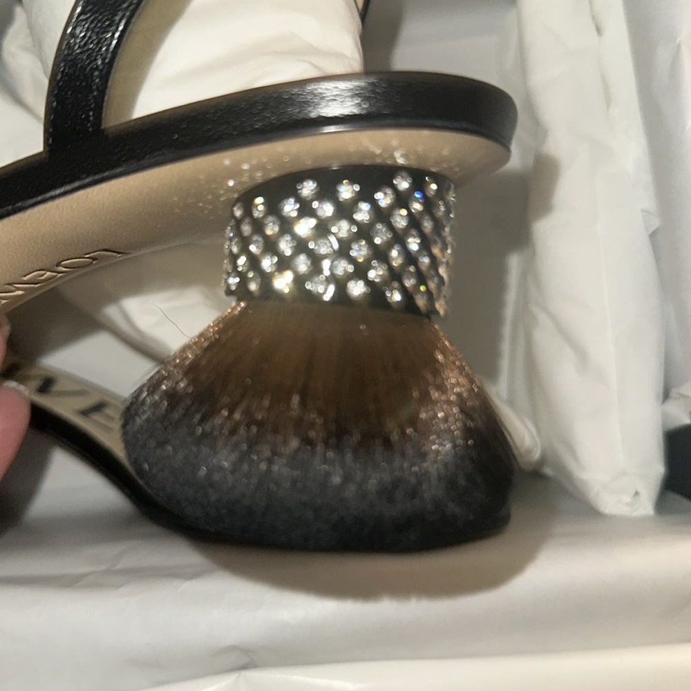 Loewe Petal brush heel sandals $1700 Sz40 NIB - Picture 11 of 12